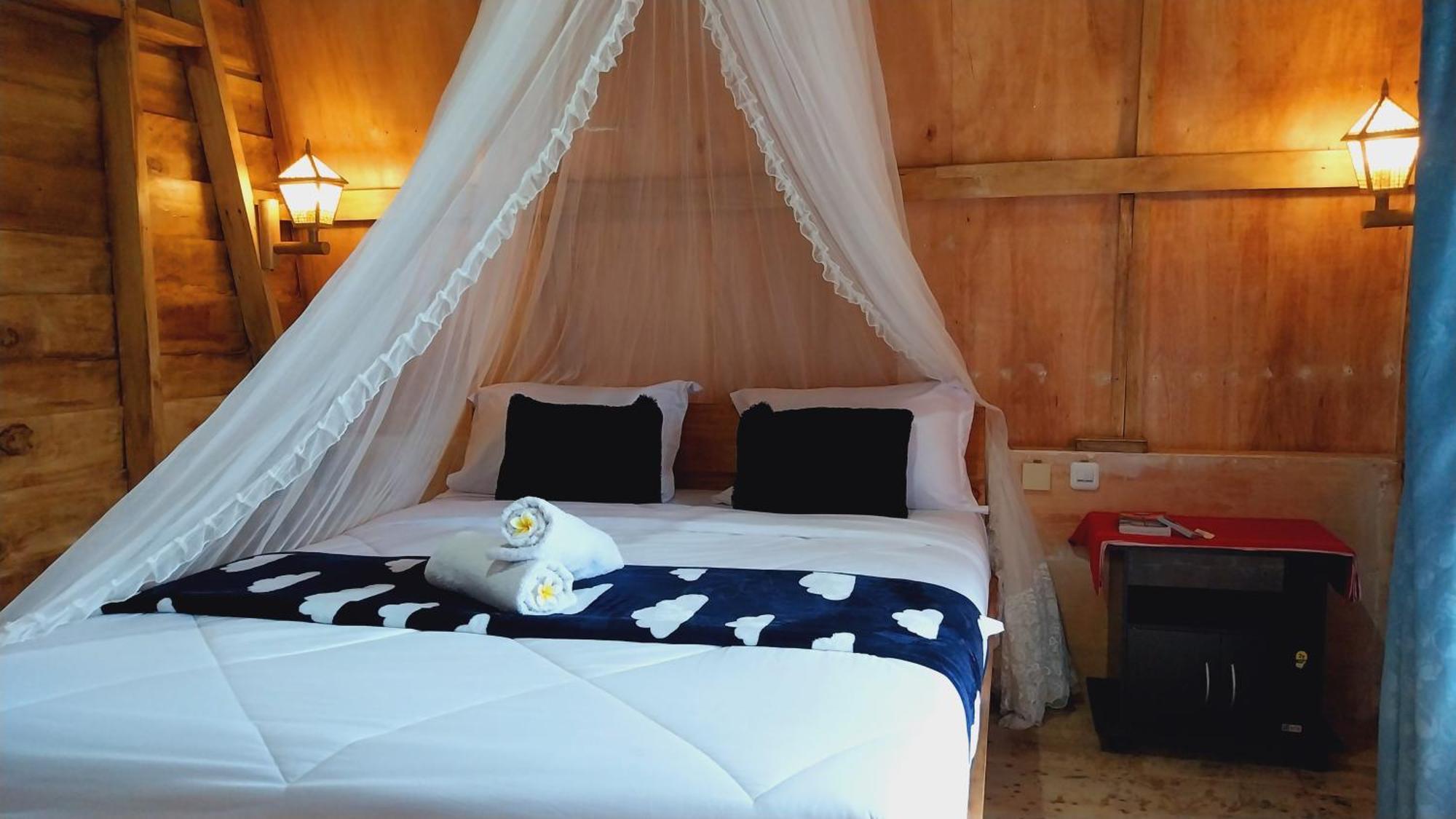 Selong Raturinjani Homestay מראה חיצוני תמונה
