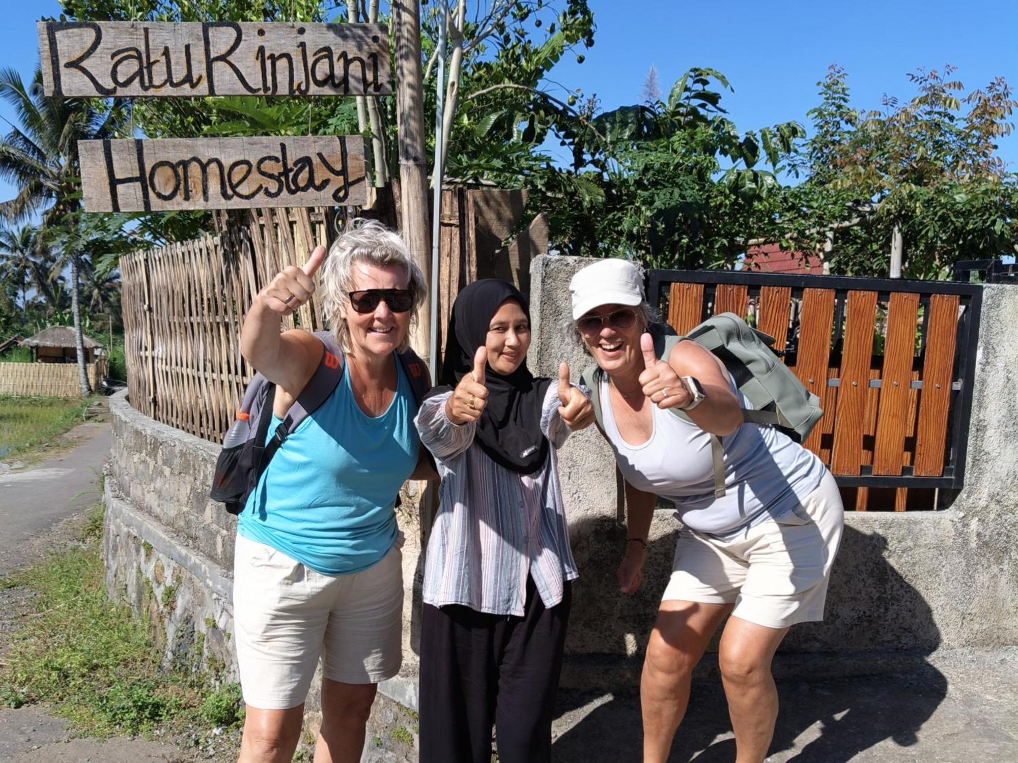 Selong Raturinjani Homestay מראה חיצוני תמונה