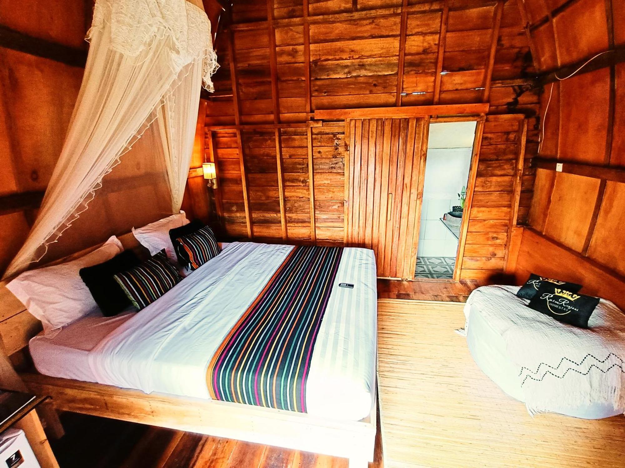Selong Raturinjani Homestay מראה חיצוני תמונה