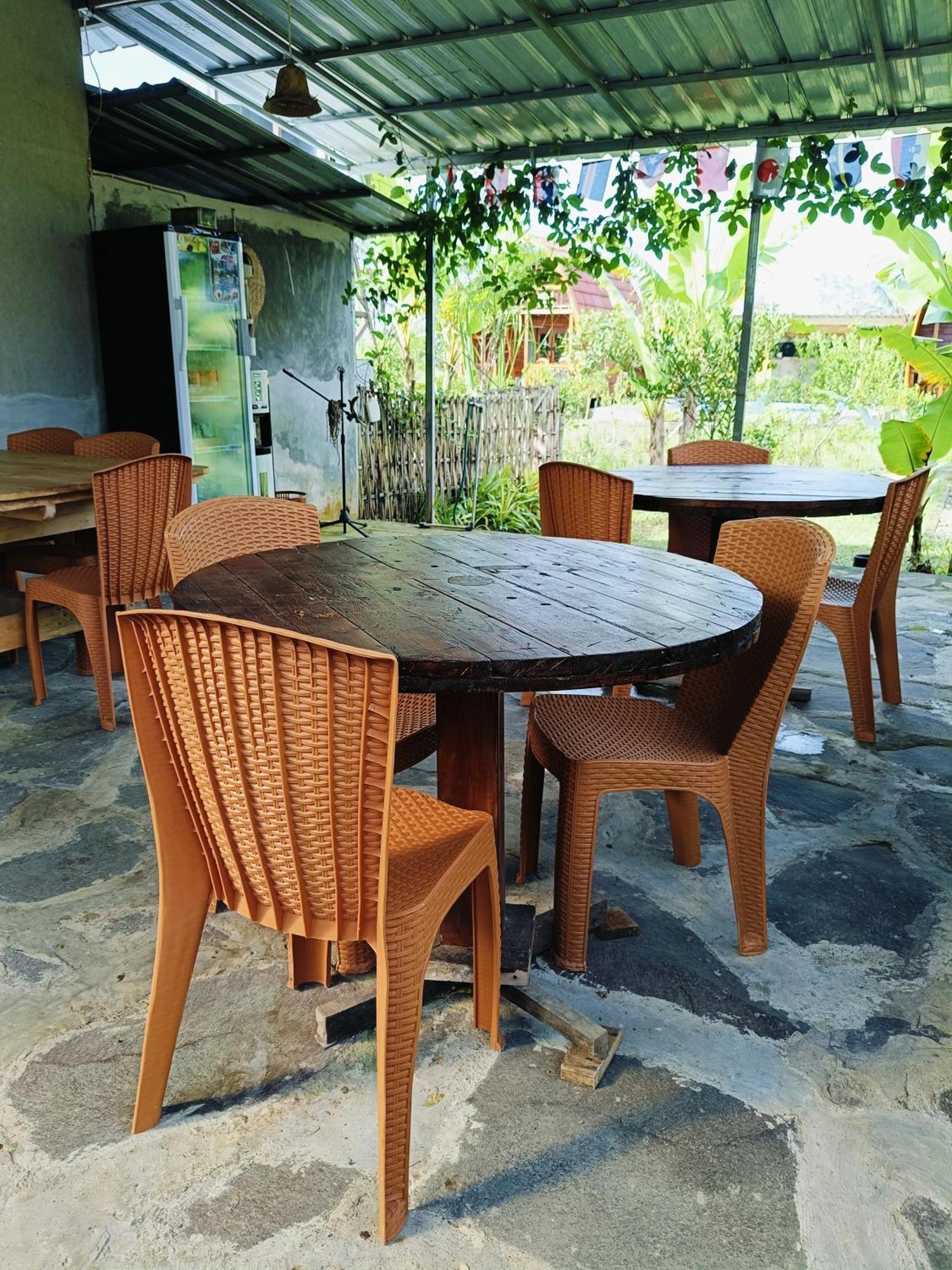 Selong Raturinjani Homestay מראה חיצוני תמונה